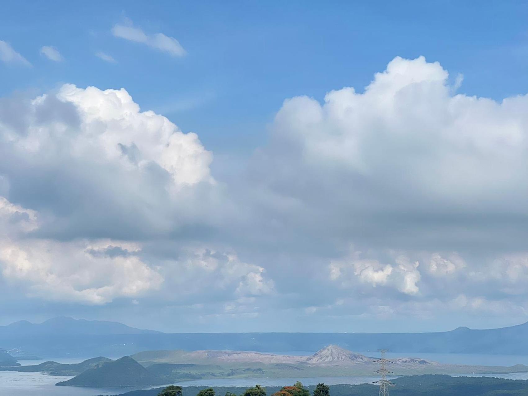 Splendido Tagagtay Taal Lake Staycation Free Parking Netflix No Free Pool Tagaytay City Екстериор снимка