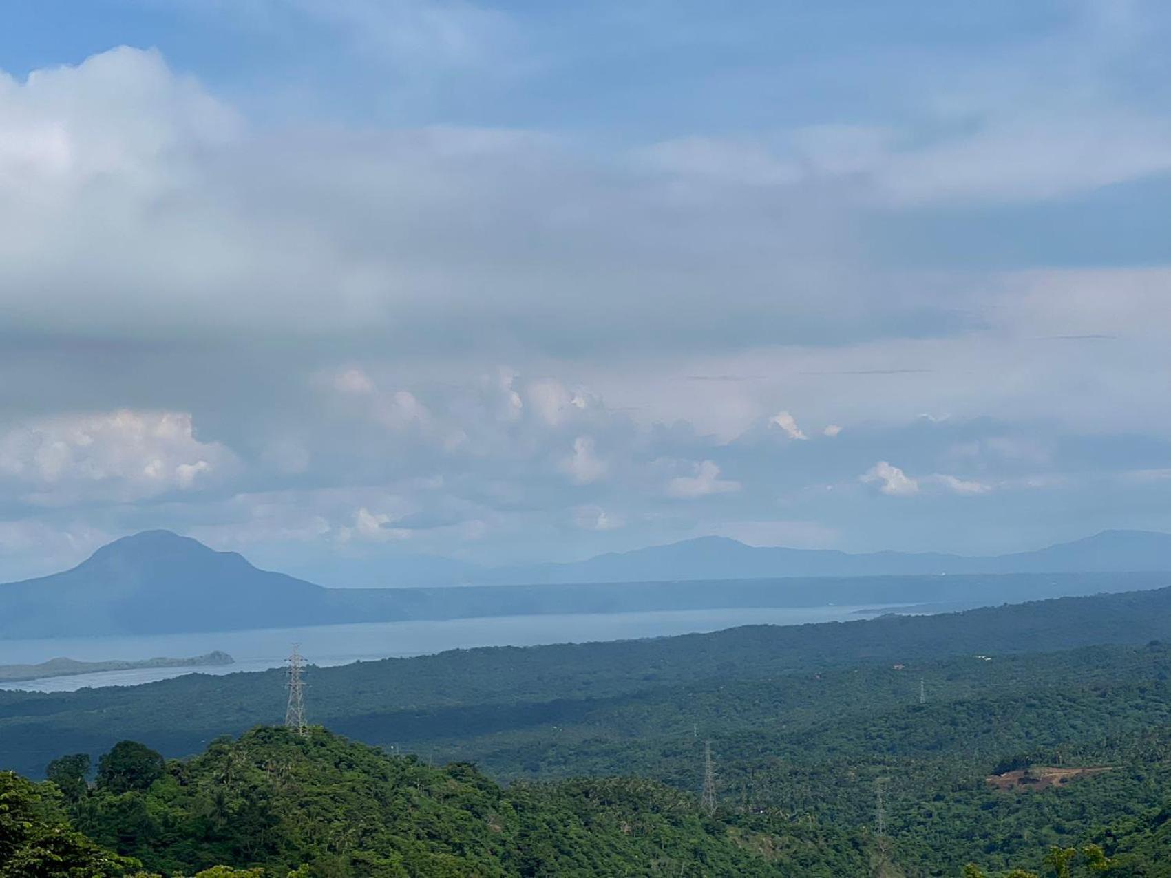 Splendido Tagagtay Taal Lake Staycation Free Parking Netflix No Free Pool Tagaytay City Екстериор снимка
