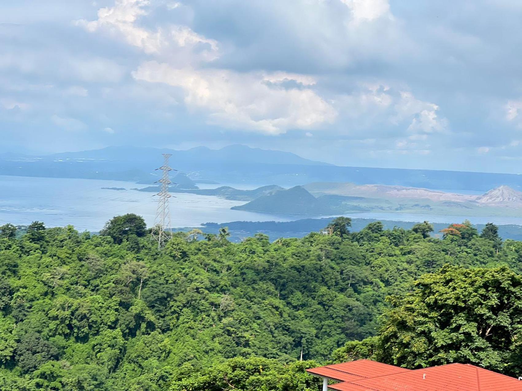 Splendido Tagagtay Taal Lake Staycation Free Parking Netflix No Free Pool Tagaytay City Екстериор снимка