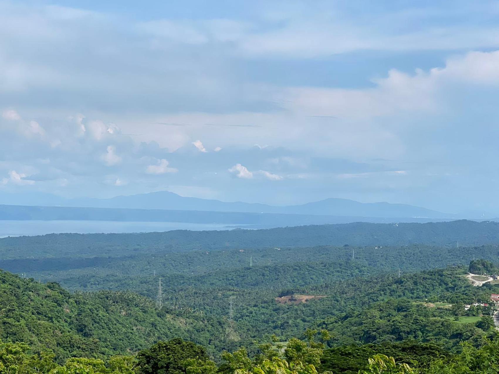 Splendido Tagagtay Taal Lake Staycation Free Parking Netflix No Free Pool Tagaytay City Екстериор снимка
