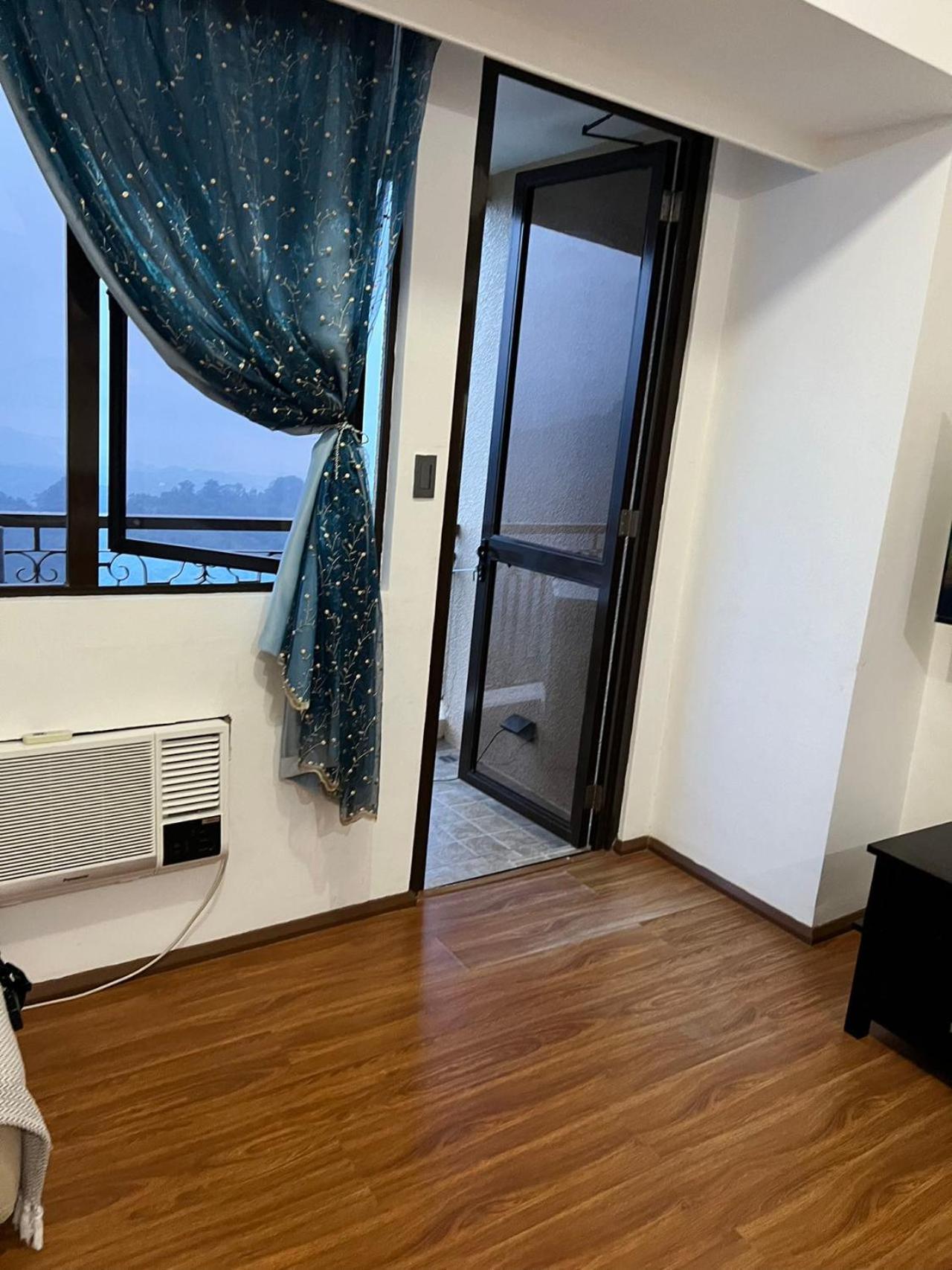 Splendido Tagagtay Taal Lake Staycation Free Parking Netflix No Free Pool Tagaytay City Екстериор снимка