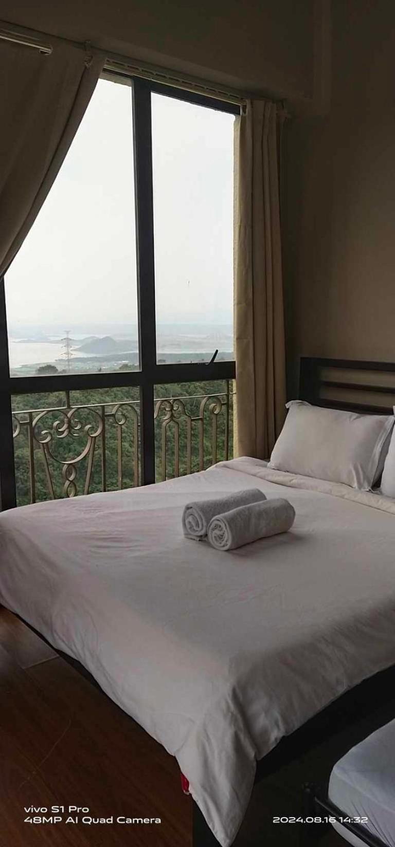 Splendido Tagagtay Taal Lake Staycation Free Parking Netflix No Free Pool Tagaytay City Екстериор снимка